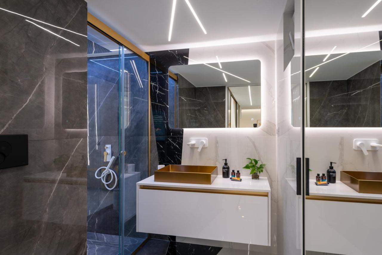 H Experience Spectacular Rooftop Loft * Kandiye